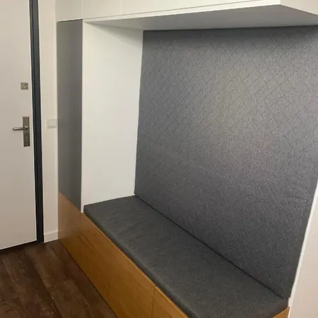 Tri-city Apartment *