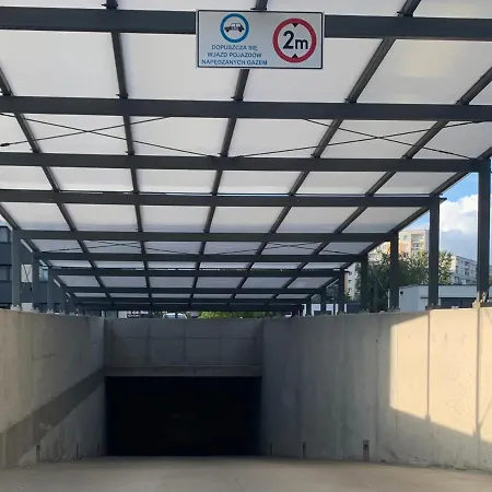 Tri-city アパート